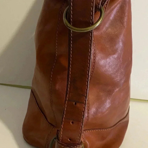 I Medici brown distressed leather shoulder bag - Picture 4 of 14